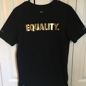 Short Sleeve Nike Equality Shirt (Gold).